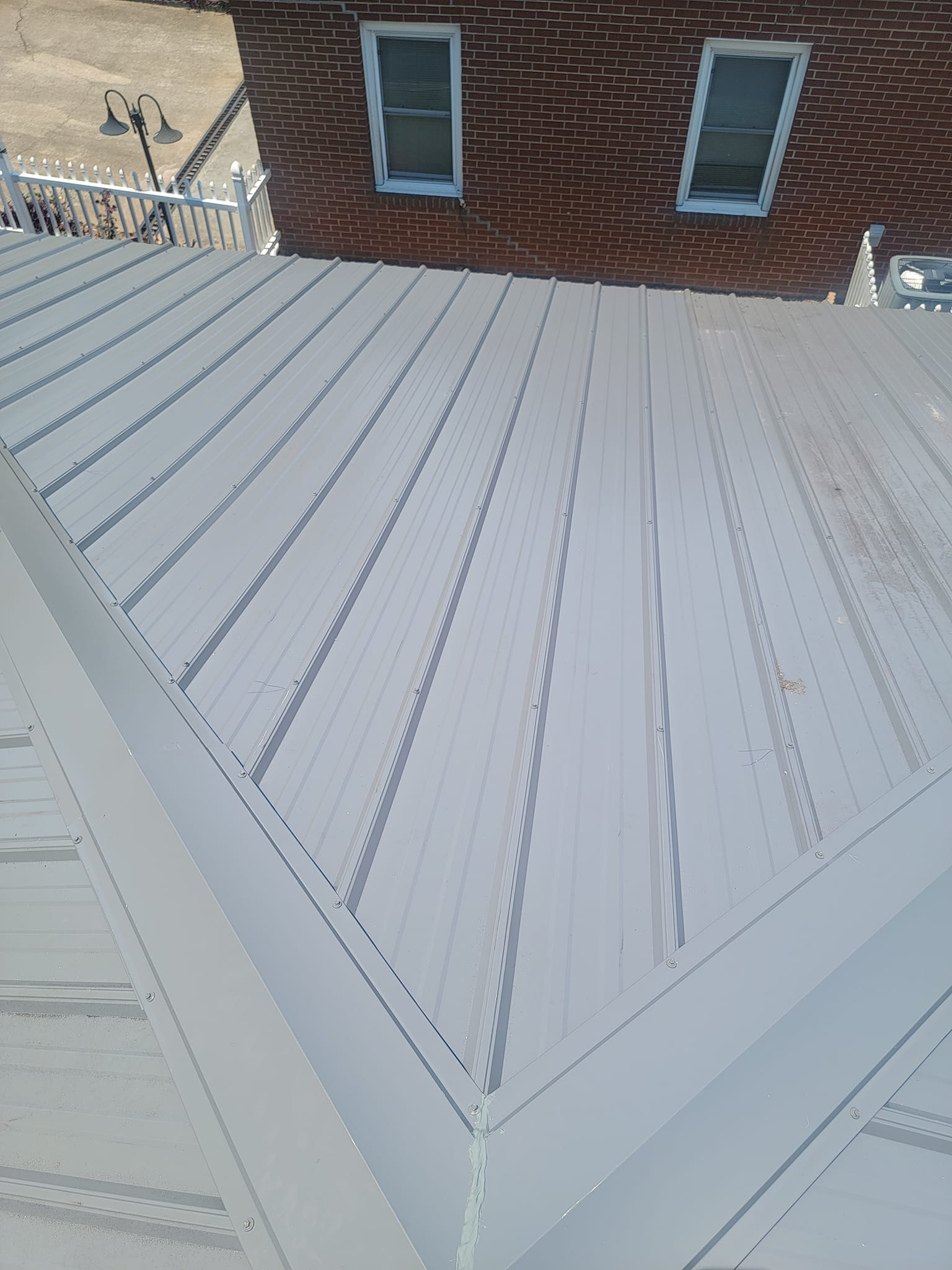 Brothers Metal Roofing Image
